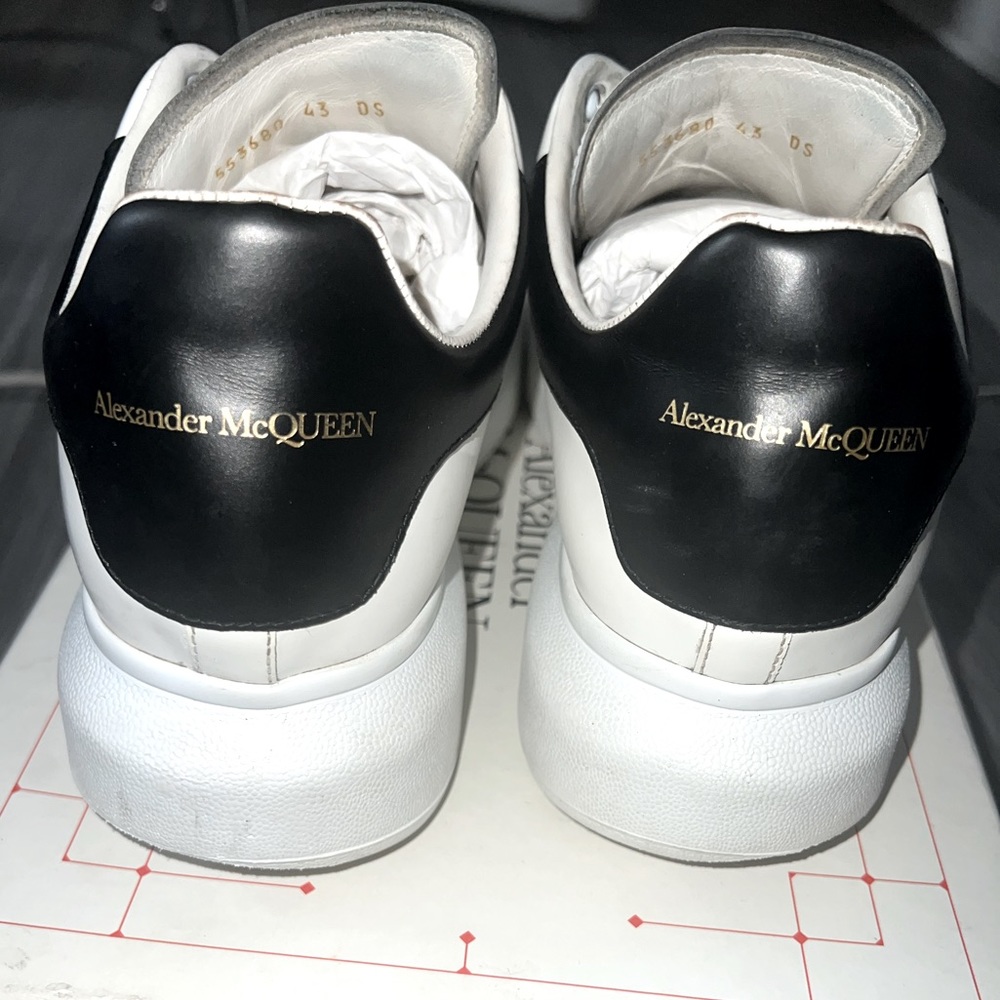 Low top Alexander McQueen Sneakers